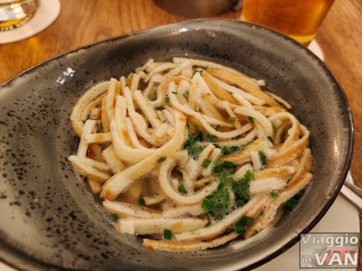 Innsbruck - Piatto tipico: Tagliatelle di frittata in brodo