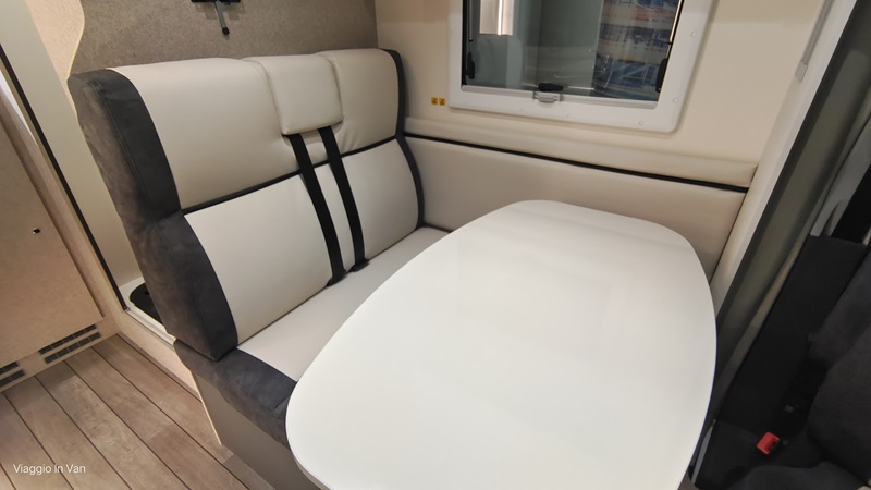 McLouis MC4 300 Slim